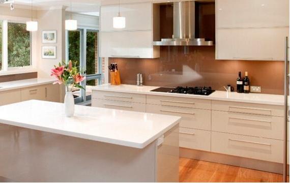 廚房里櫥柜怎么清潔和保養(yǎng)？