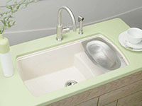 廚房水槽的材質(zhì)該怎么選，看完這篇就知道了